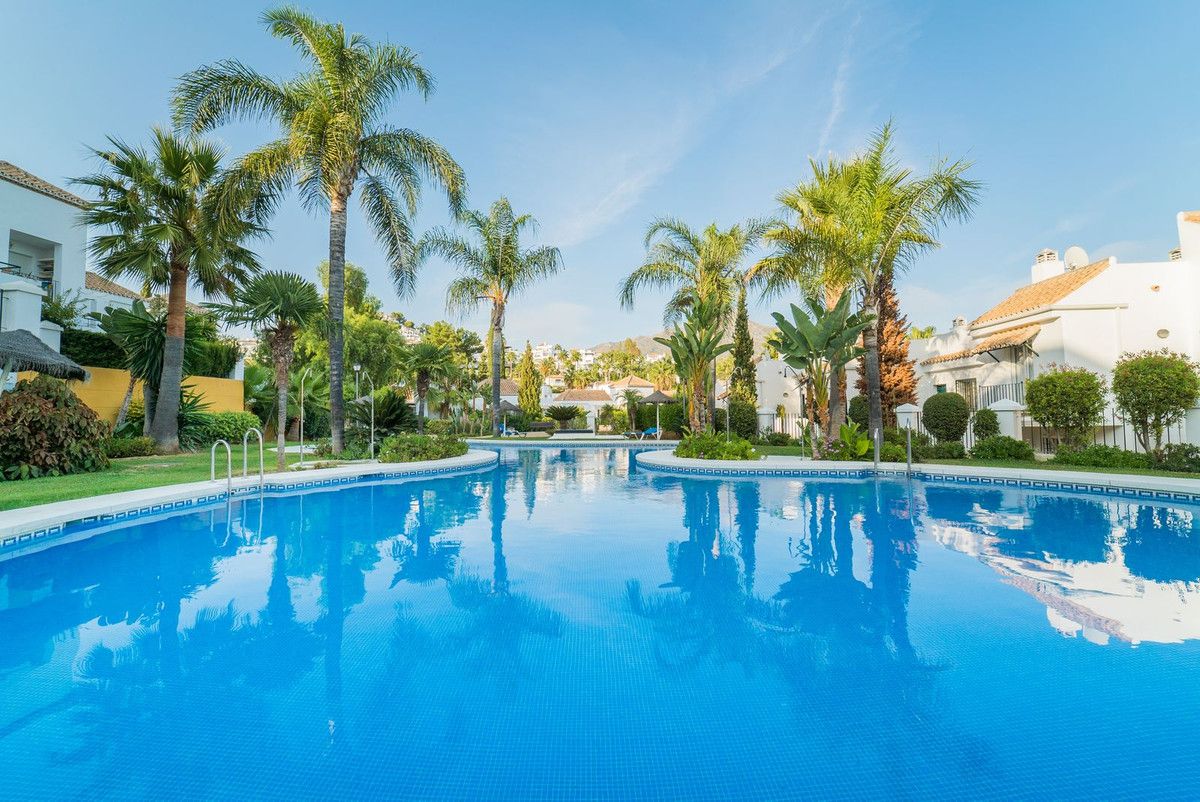 Appartement en Rez-de-Chaussée à Nueva Andalucía, Nueva Andalucía, 1/11