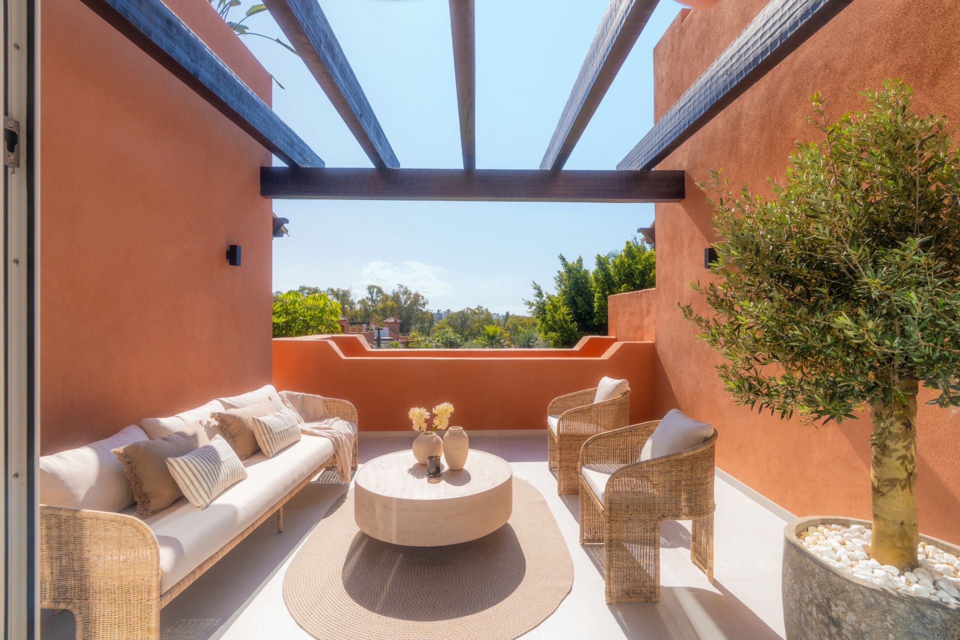 Duplex Penthouse in Nueva Andalucia, Alminar de Marbella, Nueva Andalucia, 10/12