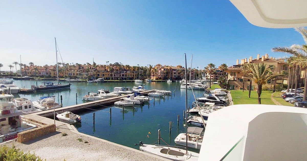 Lägenhet i Sotogrande, Pier, Sotogrande, 8/12