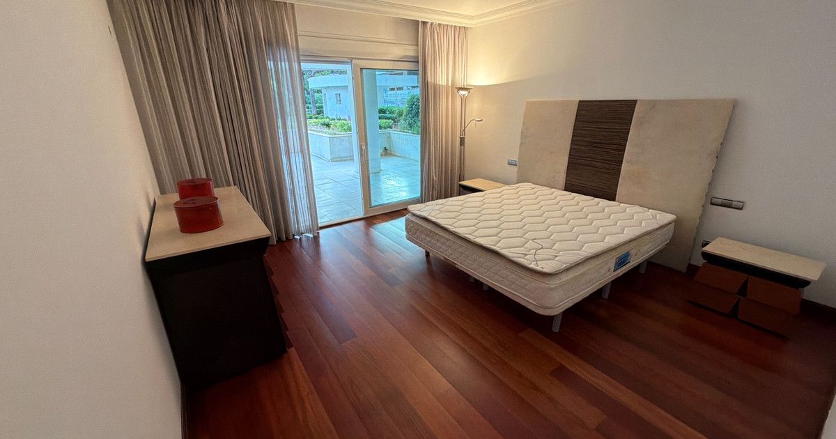 Апартаменты на нижнем этаже в Puerto Banús, Puerto Banús, 5/12