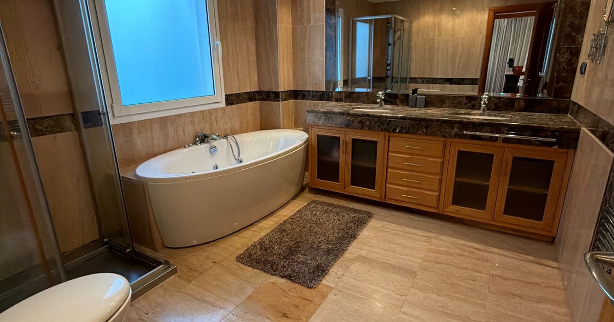 Апартаменты на нижнем этаже в Puerto Banús, Puerto Banús, 7/12