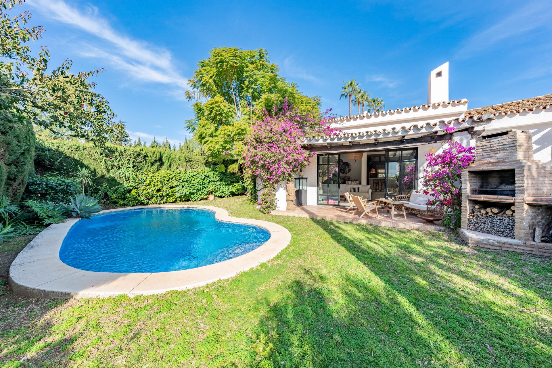 Вилла в Estepona, Atalaya, Estepona, 1/12