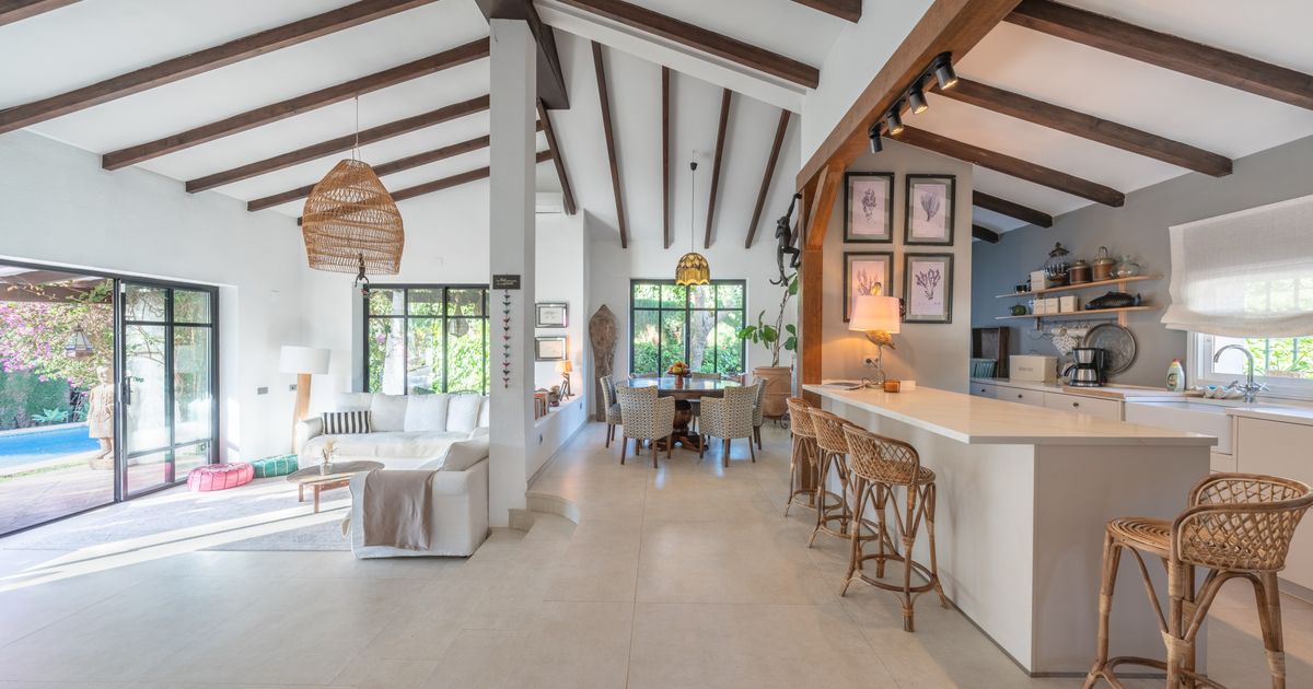 Вилла в Estepona, Atalaya, Estepona, 2/12