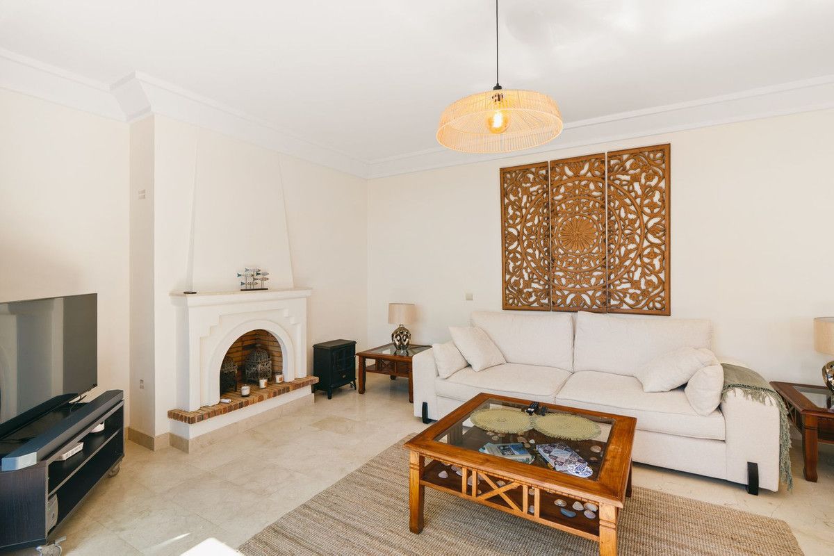 Appartement en dernier étage à Calahonda, Calahonda, 3/12