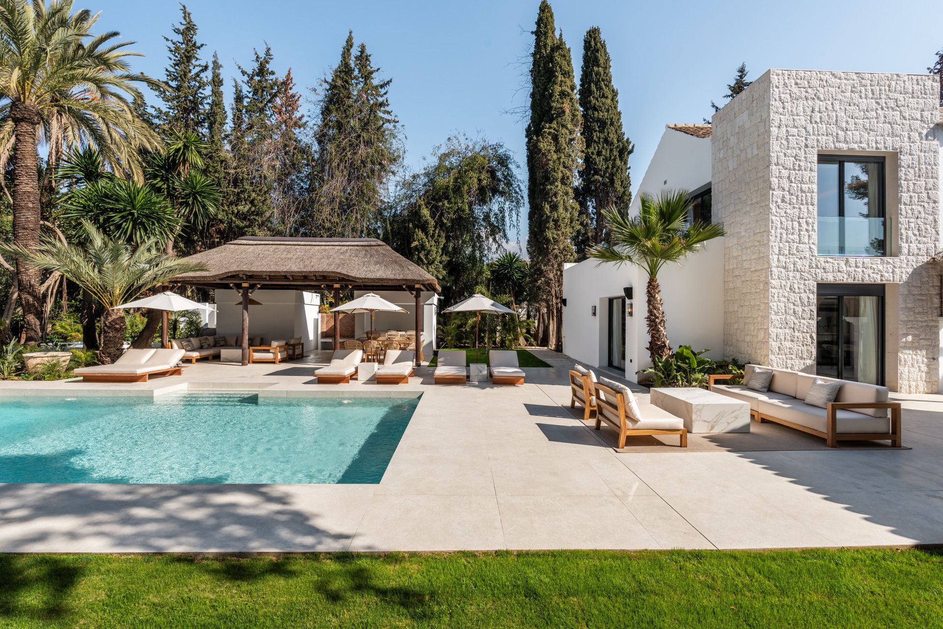 Villa in Nueva Andalucia, Las Brisas, Nueva Andalucia, 3/12