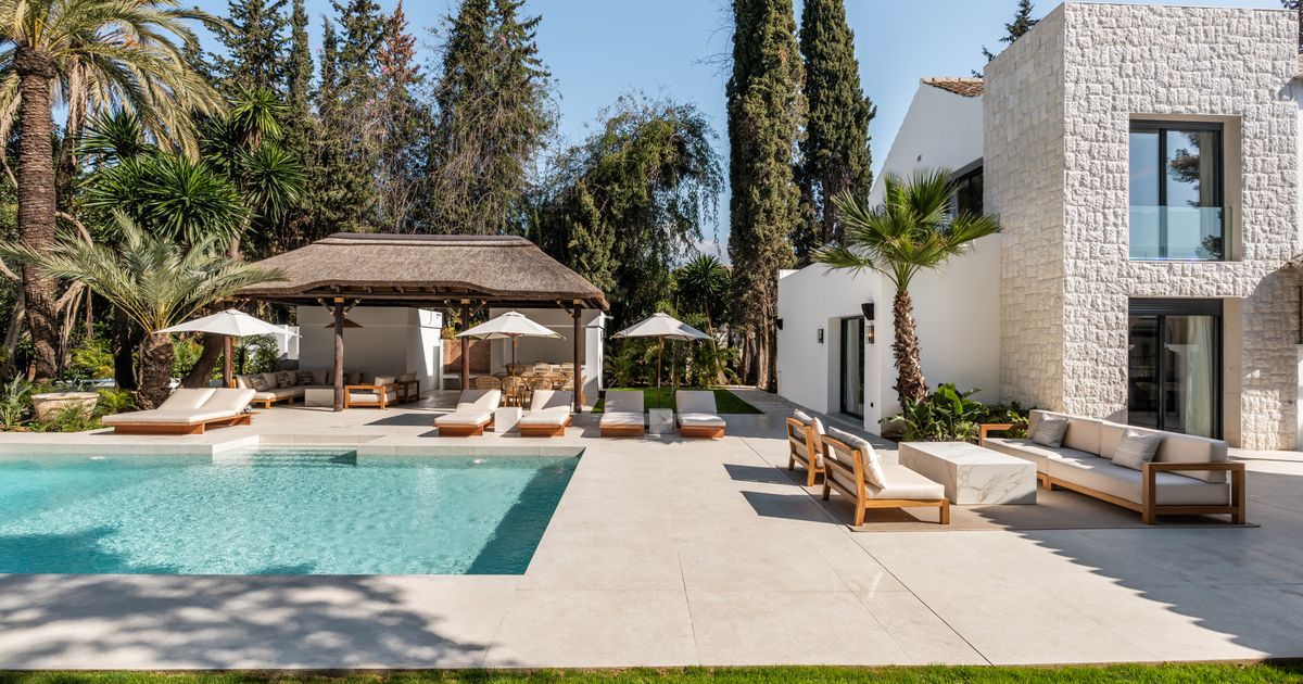 Villa in Nueva Andalucia, Las Brisas, Nueva Andalucia, 3/12