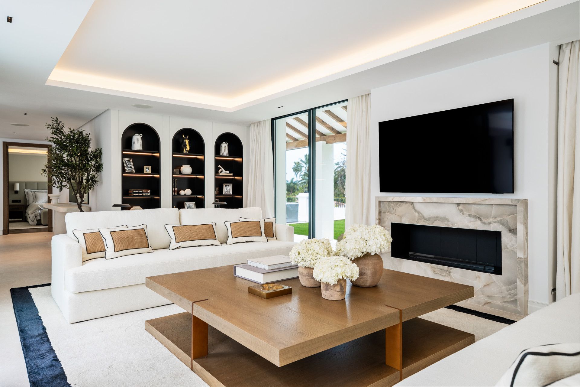 Villa in Nueva Andalucia, Las Brisas, Nueva Andalucia, 6/12