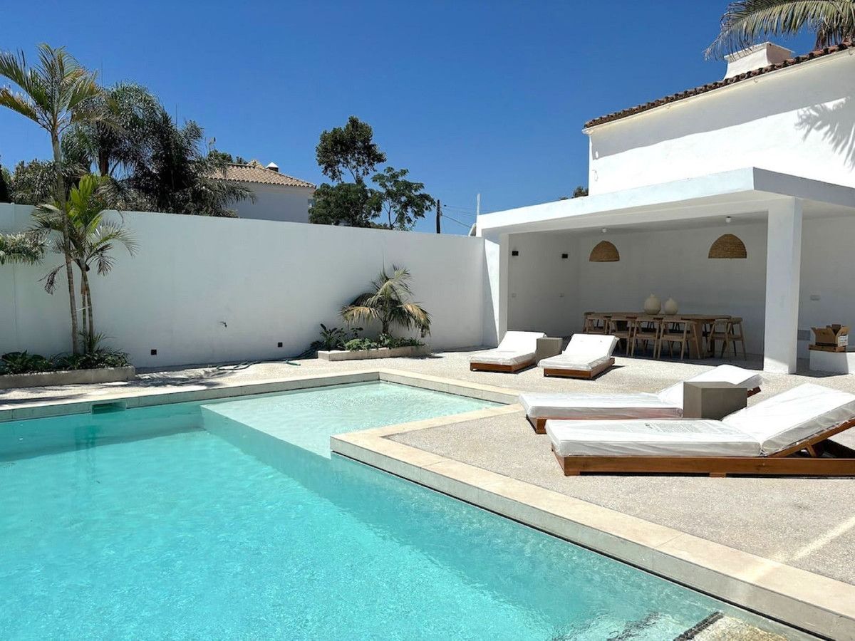 Отдельно стоящая вилла в Marbella, Marbella, 12/12
