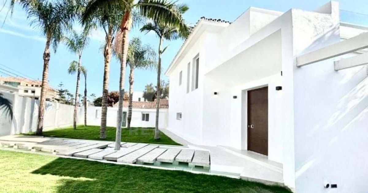 Отдельно стоящая вилла в Marbella, Marbella, 5/12