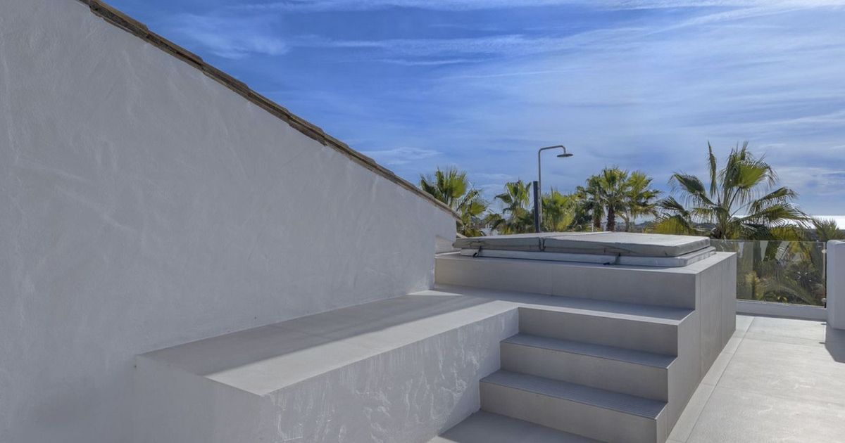 Penthouse Duplex in El Paraiso, El Paraiso, 1/12