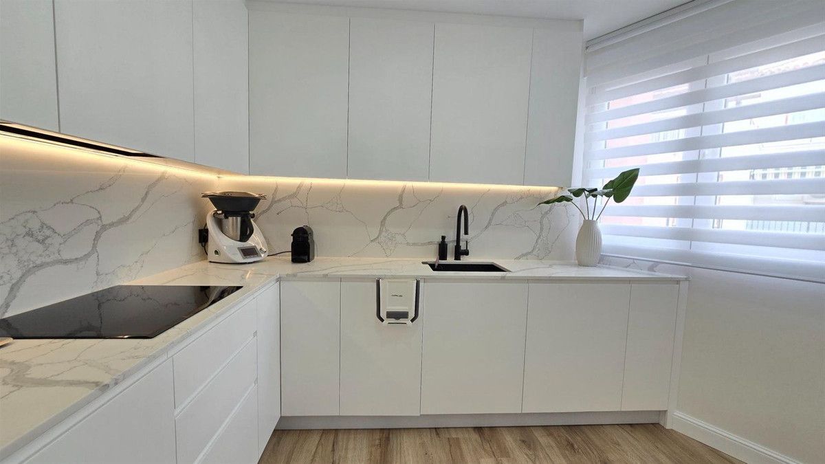 Appartement au milieu d'étage à Benalmadena, Benalmadena, 12/12