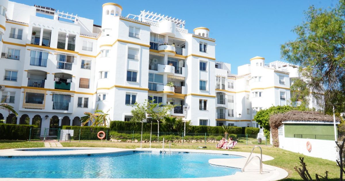 Middle Floor Apartment in Torrequebrada, Torrequebrada, 11/12