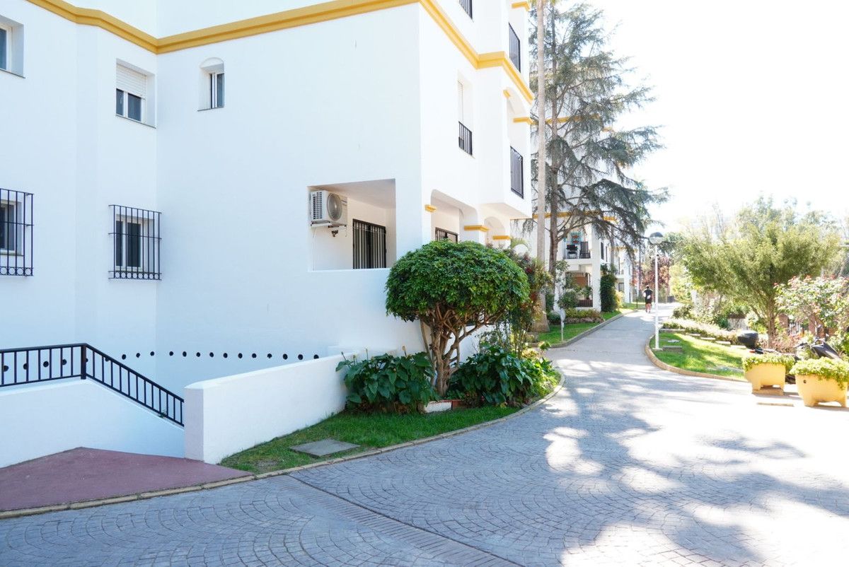 Middle Floor Apartment in Torrequebrada, Torrequebrada, 7/12