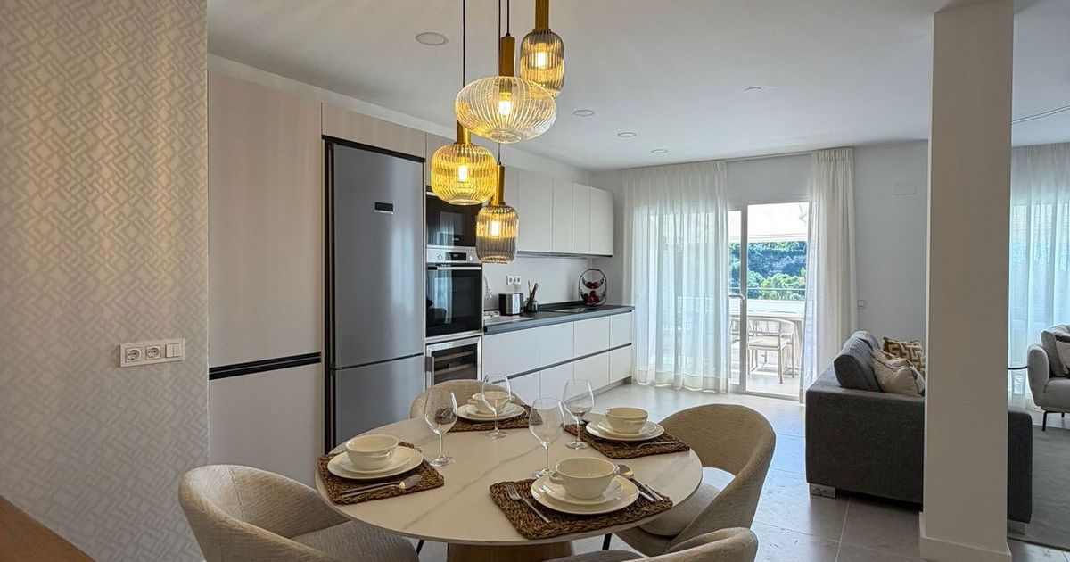 Apartamento en planta última en Benahavís, Benahavís, 11/12