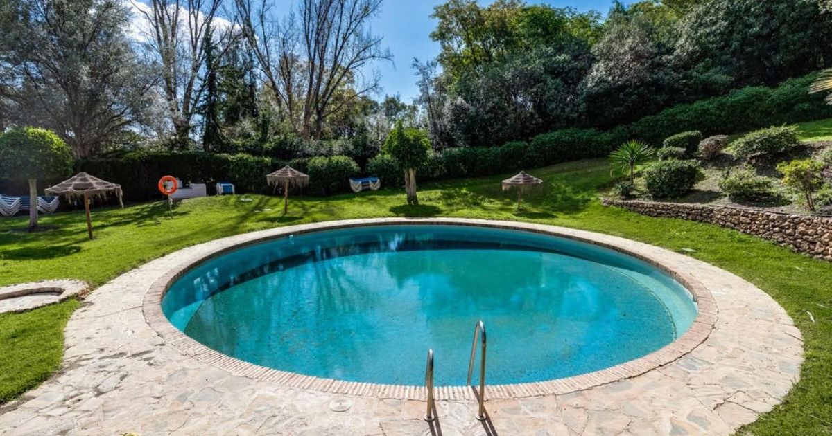 Apartamento en planta última en Benahavís, Benahavís, 3/12
