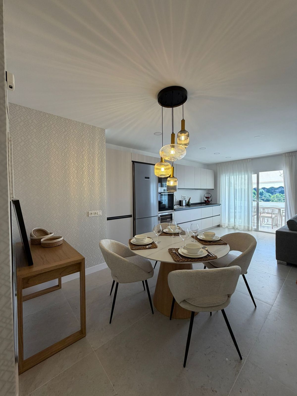 Apartamento en planta última en Benahavís, Benahavís, 5/12