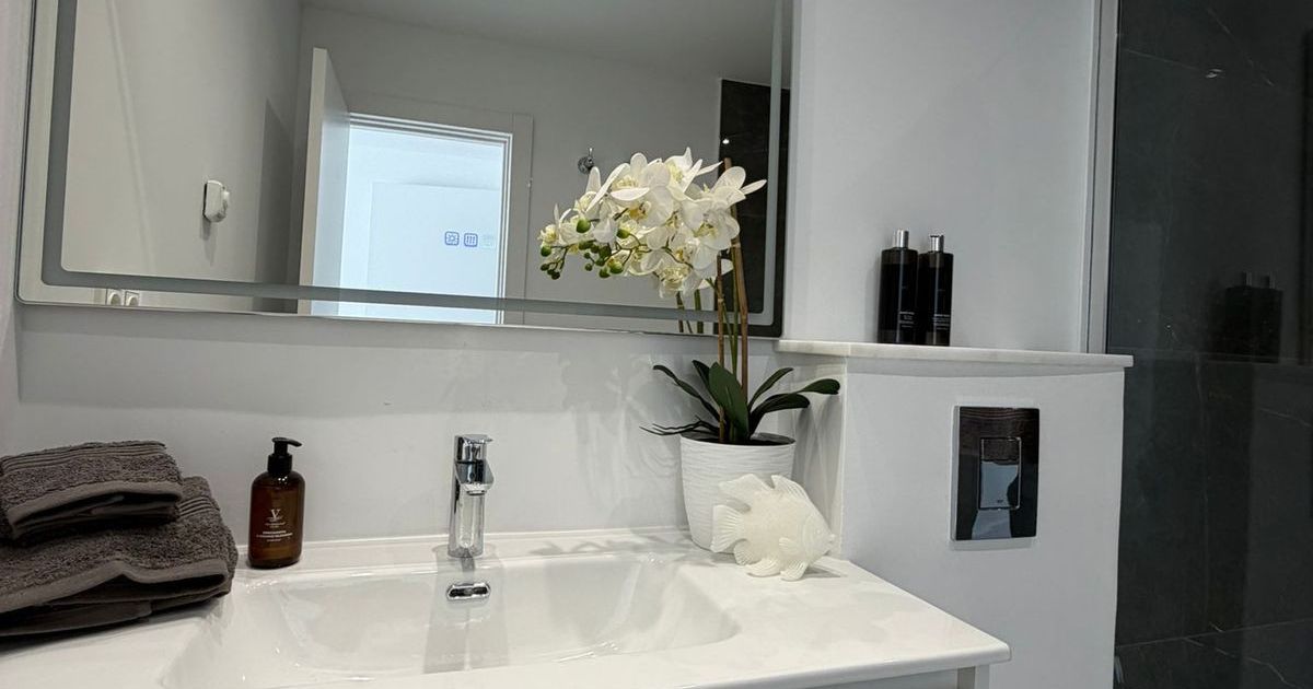 Apartamento en planta última en Benahavís, Benahavís, 8/12