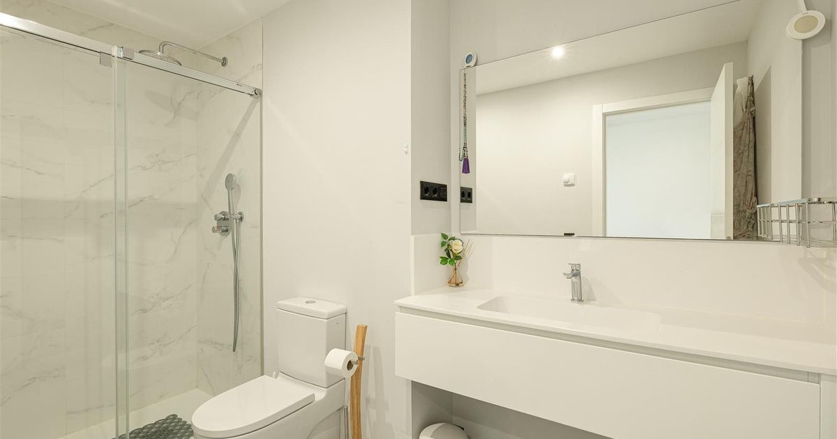 Ground Floor Apartment in Estepona, Estepona, 7/12