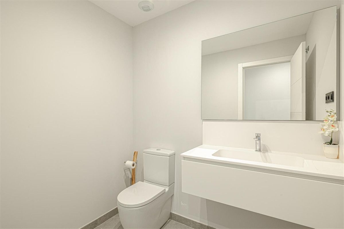 Ground Floor Apartment in Estepona, Estepona, 8/12