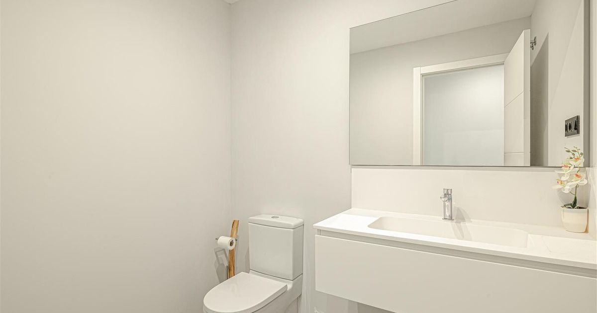 Ground Floor Apartment in Estepona, Estepona, 8/12