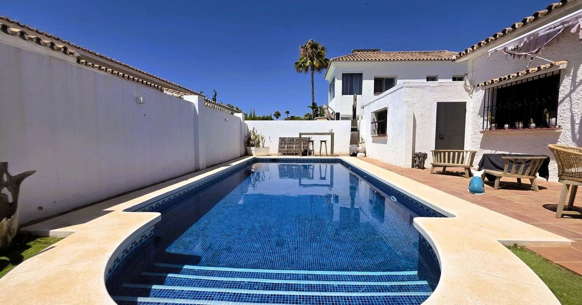 Freistehende Villa in Estepona, Estepona, 2/12