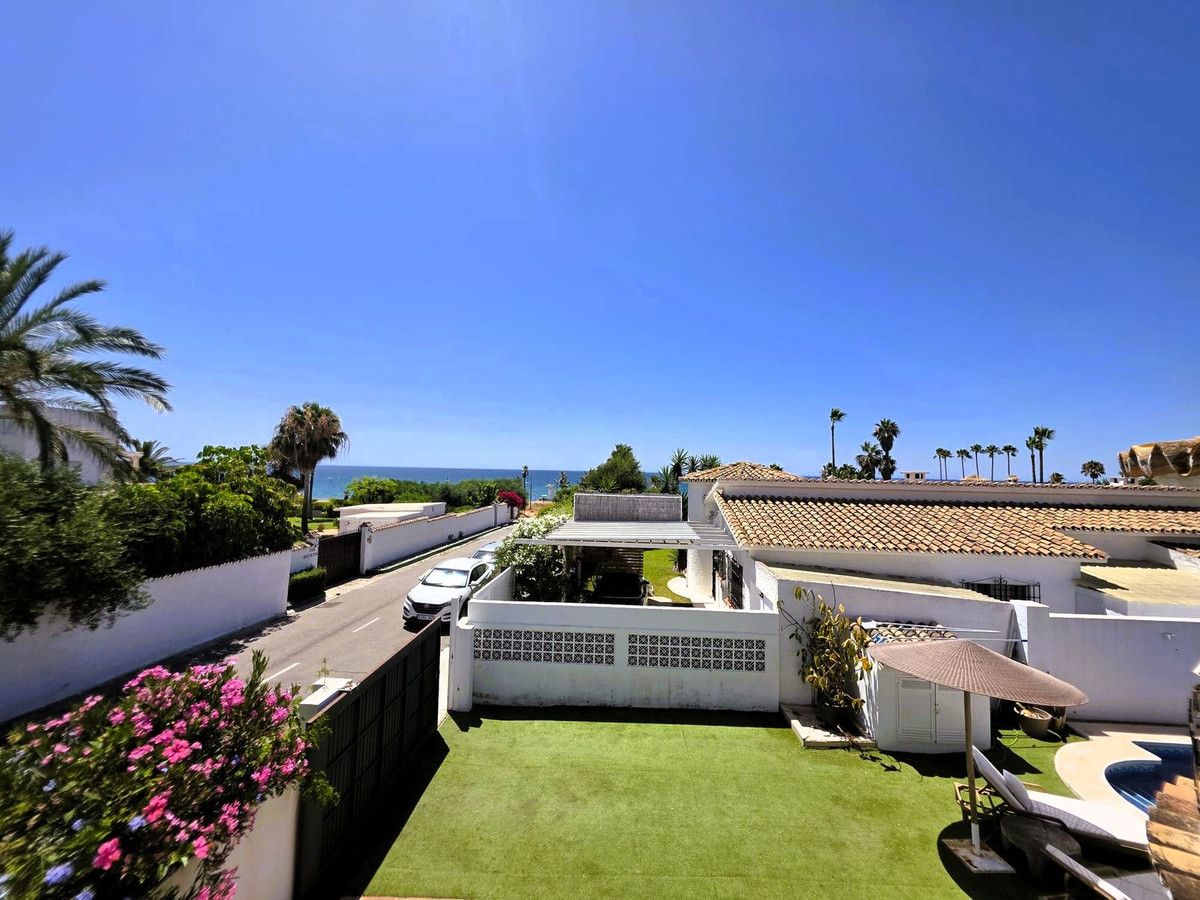 Freistehende Villa in Estepona, Estepona, 10/12