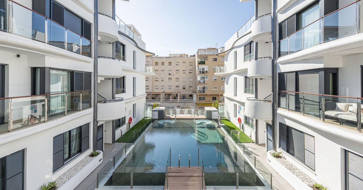 Wohnung in mittlerer Etage in Estepona, Estepona, 1/12