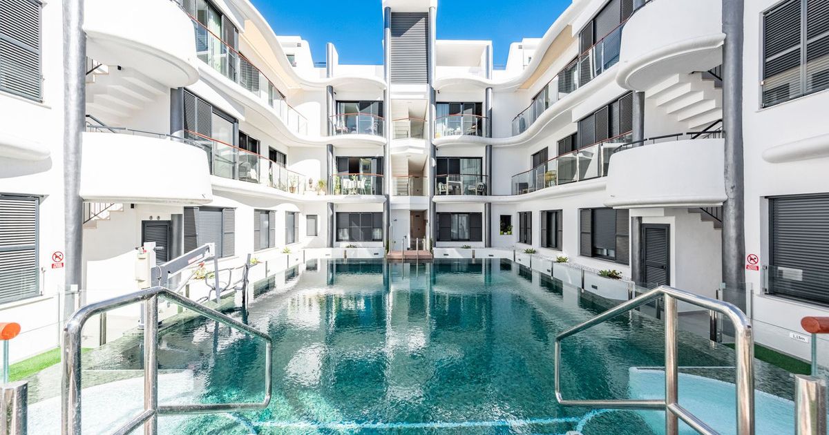 Wohnung in mittlerer Etage in Estepona, Estepona, 2/12