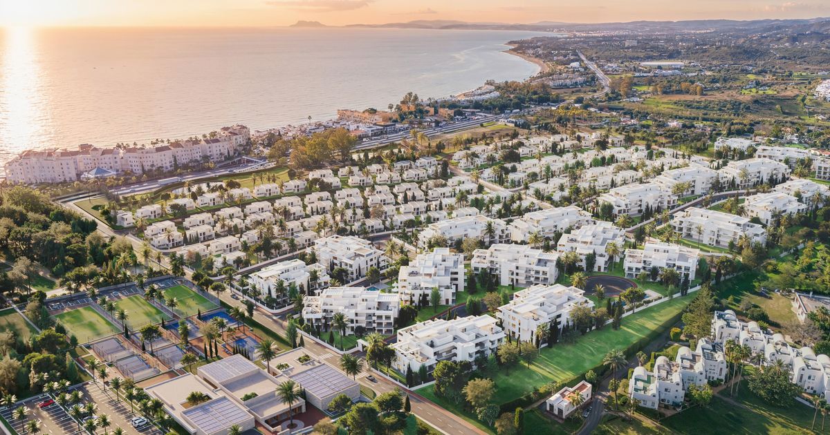 Ground Floor Apartment in Estepona, New Golden Mile, Estepona, 6/12
