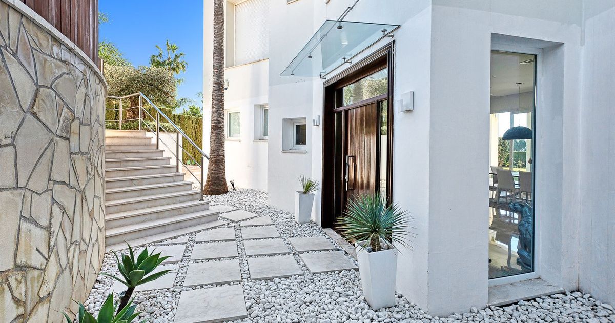 Detached Villa in El Rosario, El Rosario, 2/12