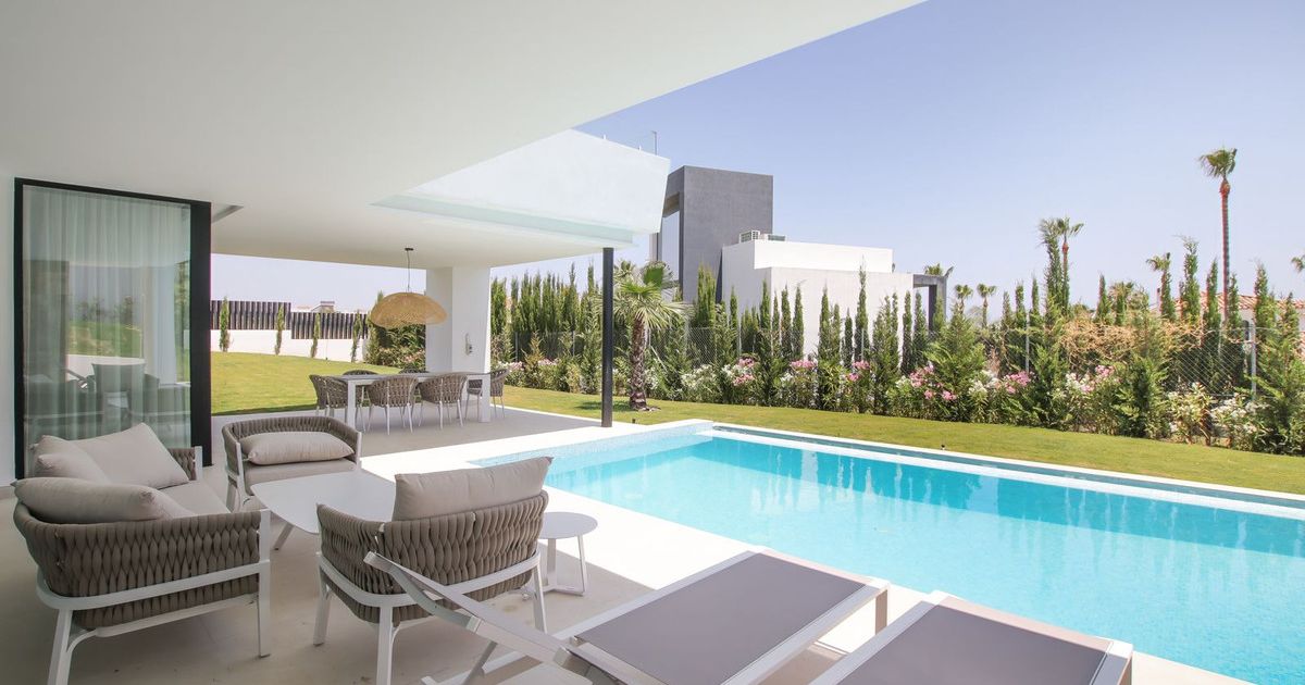 Villa independiente en Estepona, Estepona, 3/12