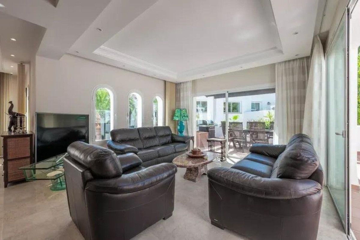 Penthouse Duplex in Puerto Banús, Puerto Banús, 2/12