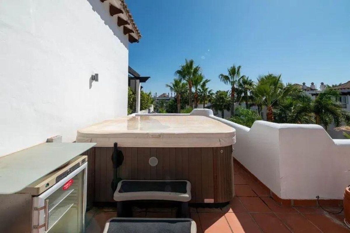 Penthouse Duplex in Puerto Banús, Puerto Banús, 6/12