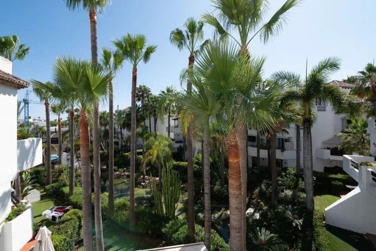 Penthouse Duplex in Puerto Banús, Puerto Banús, 7/12