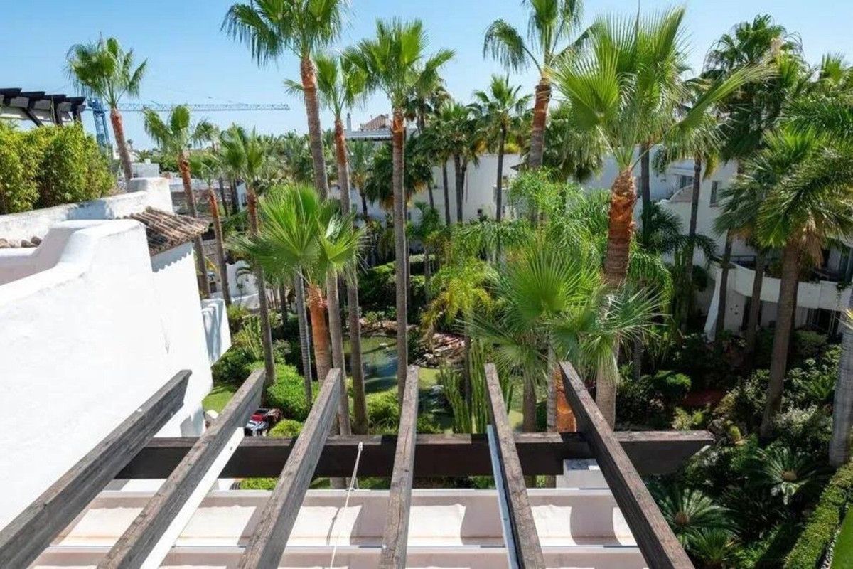 Penthouse Duplex in Puerto Banús, Puerto Banús, 8/12