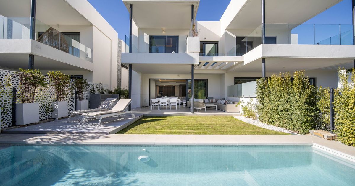 Villa Pareada en Marbella, Marbella, 10/12