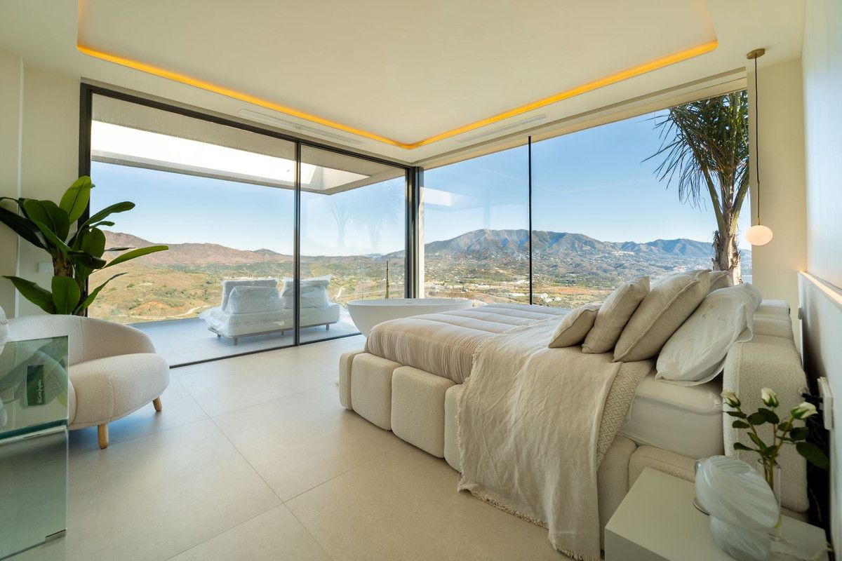 Villa independiente en La Cala Golf, La Cala Golf, 12/12