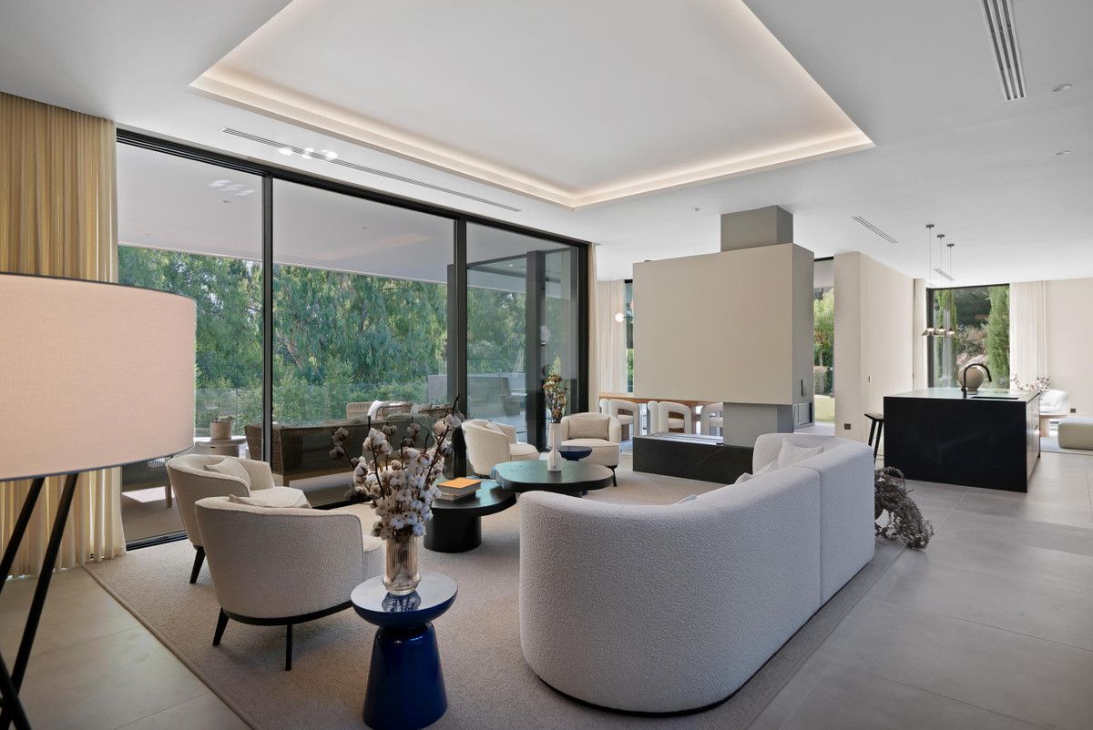 Freistehende Villa in Marbella, Marbella, 2/12