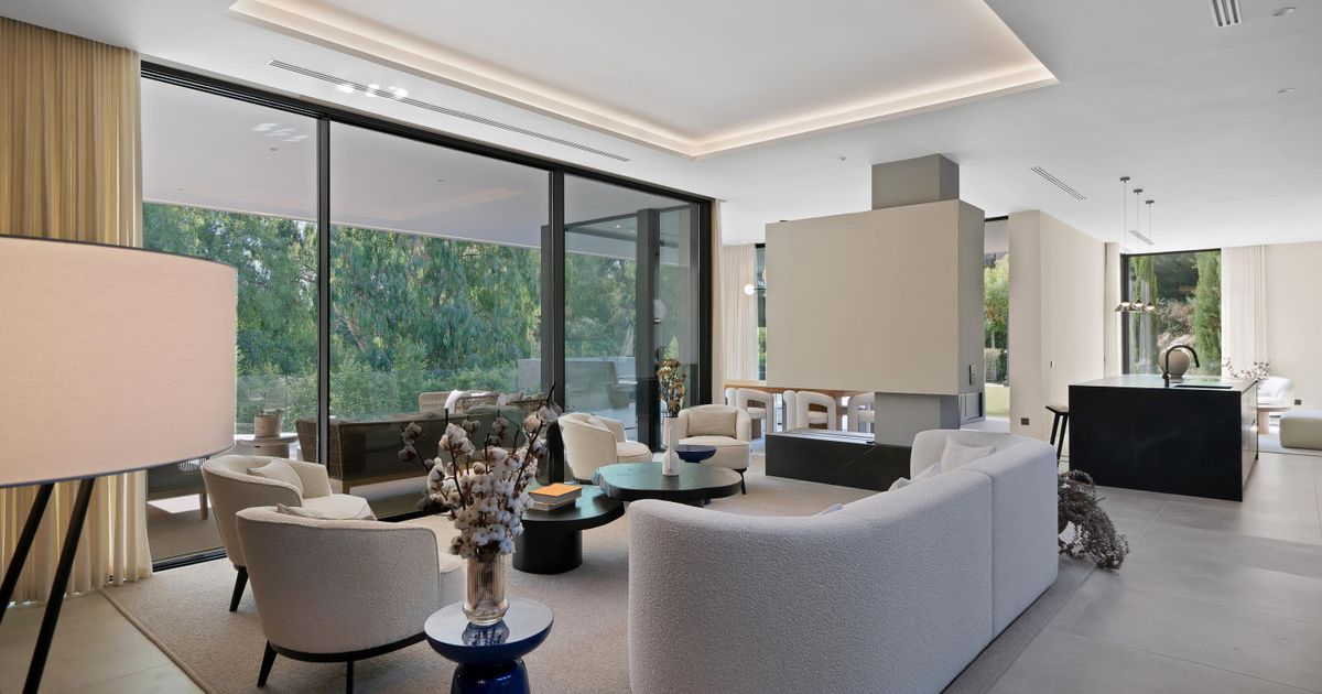 Detached Villa in Marbella, Marbella, 2/12