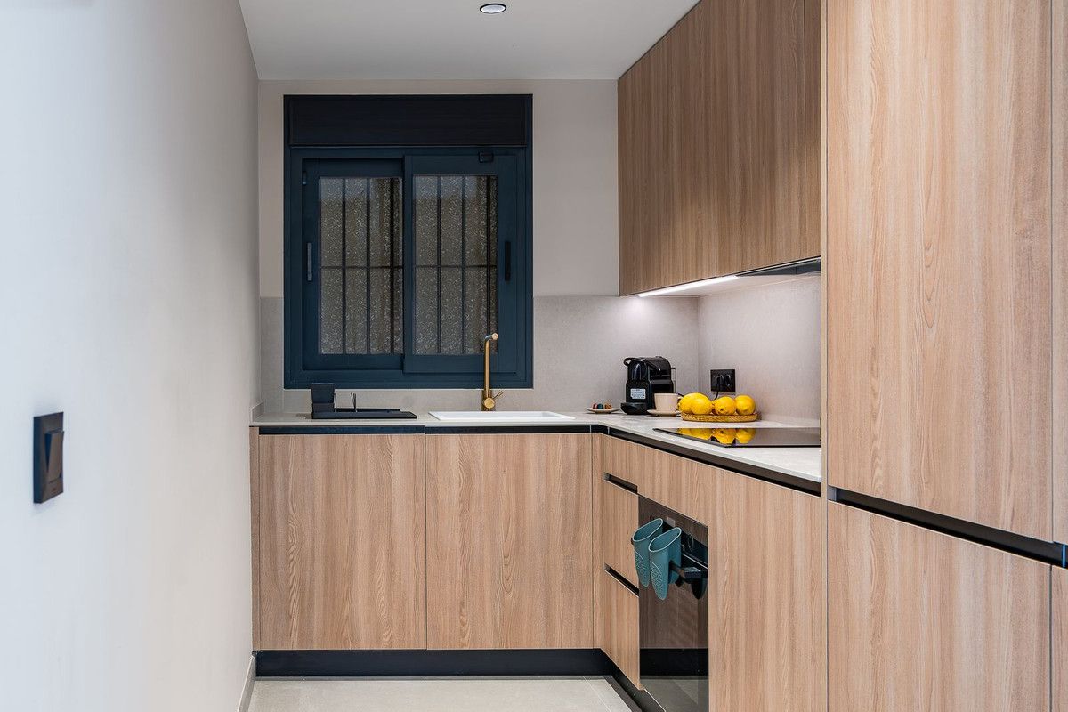 Apartament na środkowym piętrze w Puerto Banús, Puerto Banús, 5/12