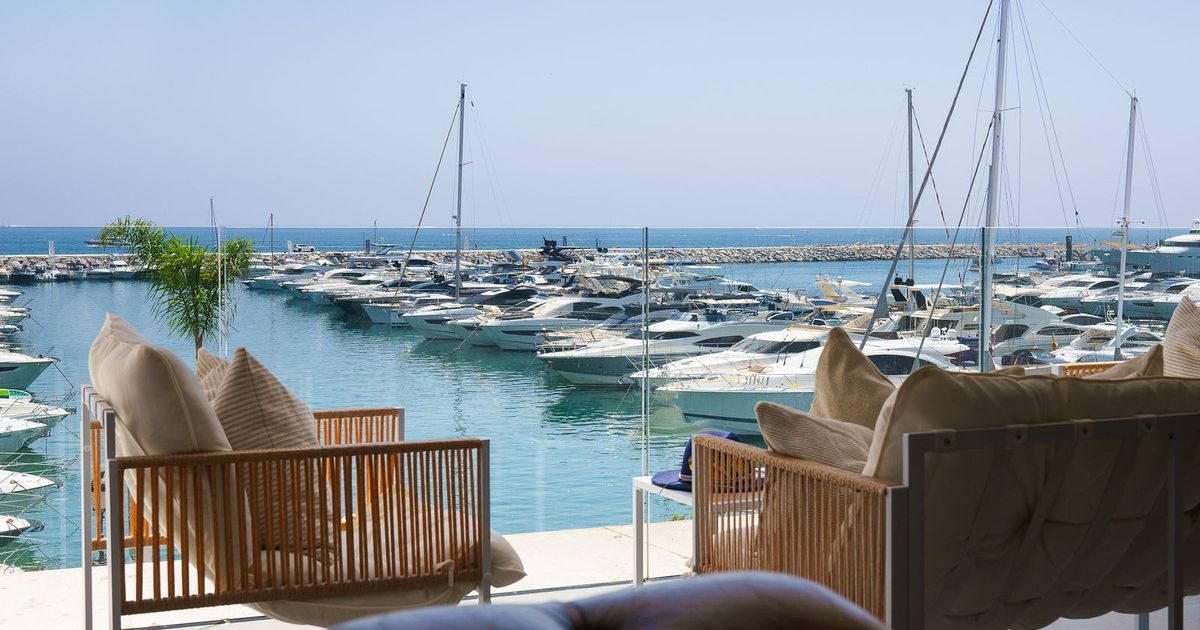 Apartament na środkowym piętrze w Puerto Banús, Puerto Banús, 8/12