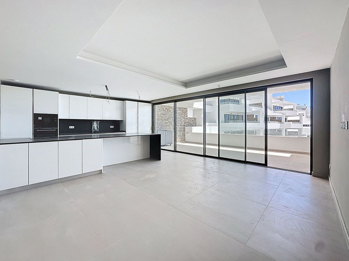 Apartamento de Planta Media en Estepona, Estepona, 7/12