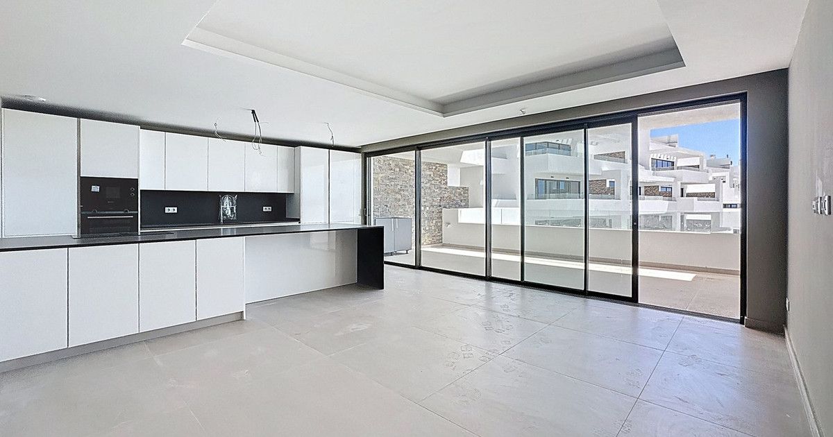 Apartamento de Planta Media en Estepona, Estepona, 7/12