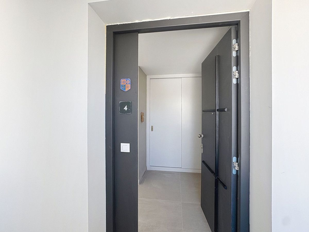 Apartamento de Planta Media en Estepona, Estepona, 10/12
