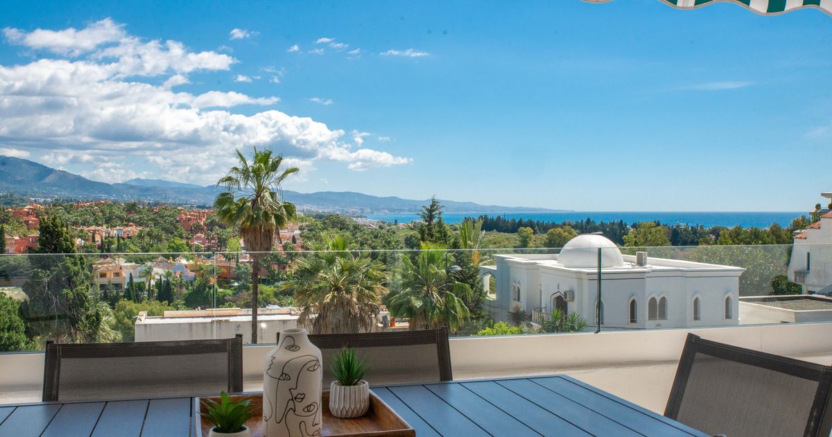Apartment in Nueva Andalucia, Conjunto Casaño, Nueva Andalucia, 1/12