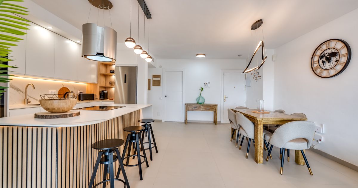 Apartment in Nueva Andalucia, Conjunto Casaño, Nueva Andalucia, 7/12