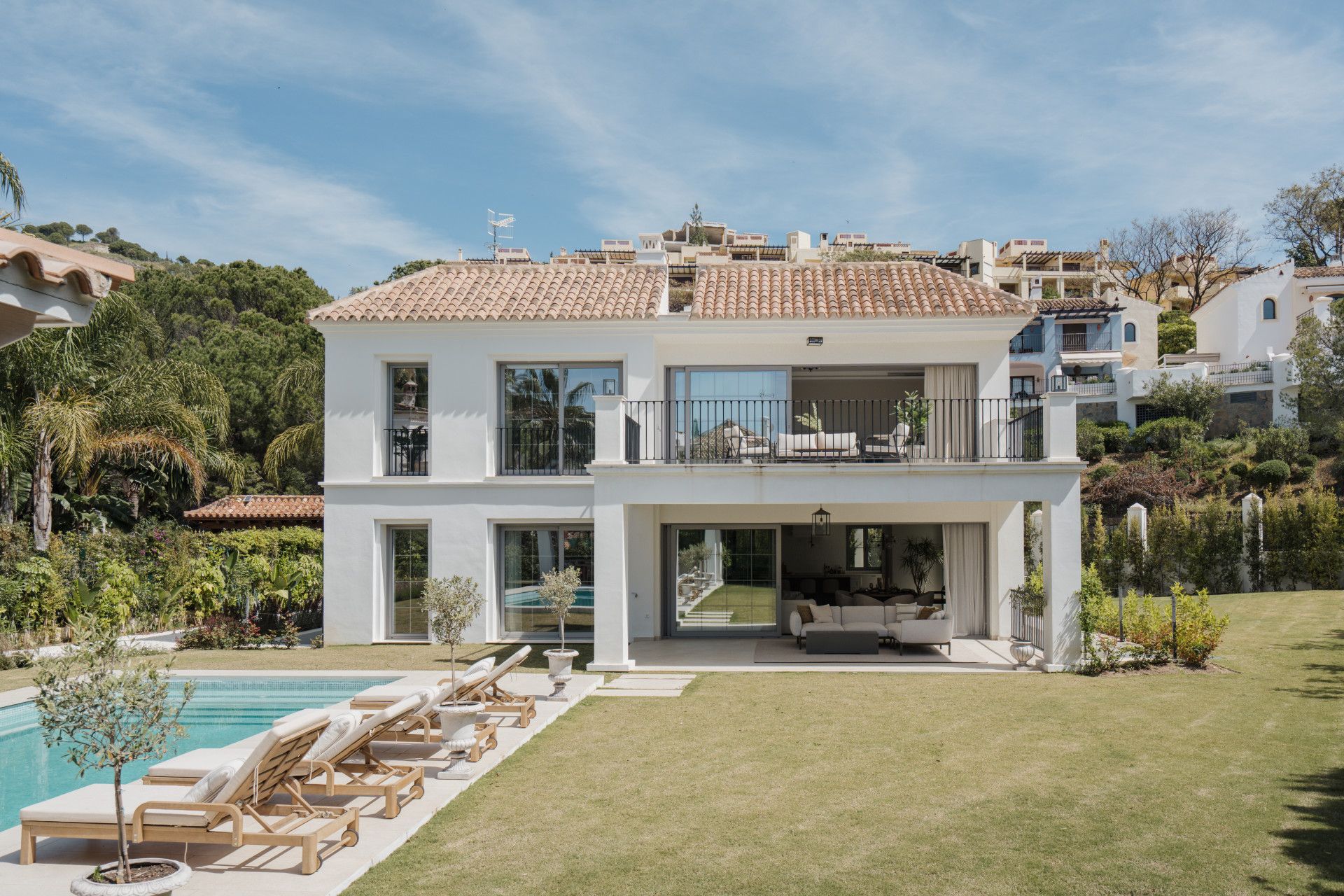 Villa in Benahavis, Los Arqueros, Benahavis, 1/12