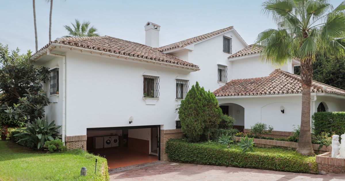 Villa i Marbella East, Los Monteros, Marbella East, 2/12