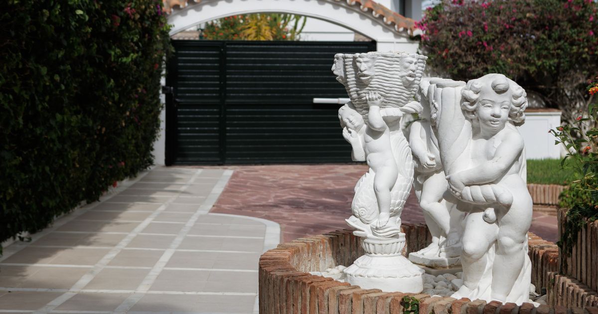 Villa i Marbella East, Los Monteros, Marbella East, 7/12