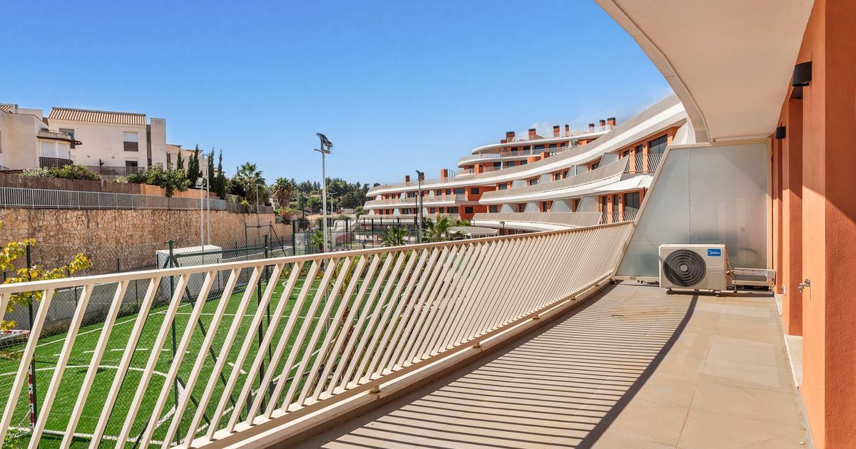 Квартира на среднем этаже в La Cala de Mijas, La Cala de Mijas, 1/12